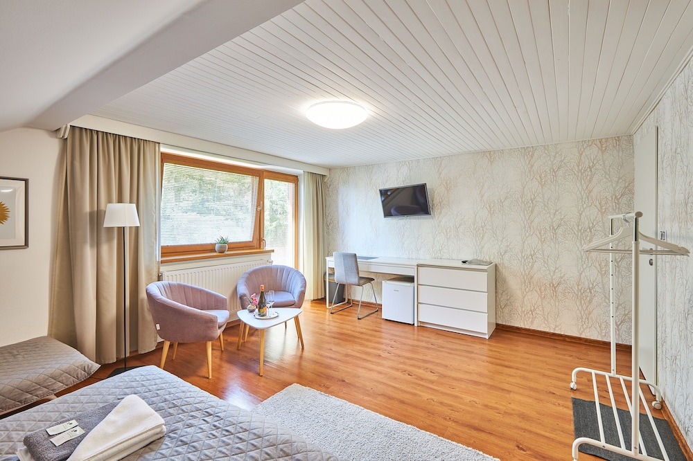 Double or Twin Room, City View (5) photo 1