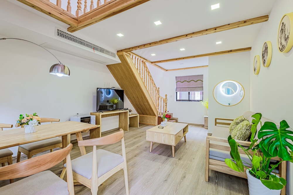 Family Suite, 3 Bedrooms, Kitchenette, City View photo 1