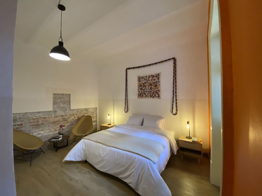 Deluxe Double Room - Photo 3
