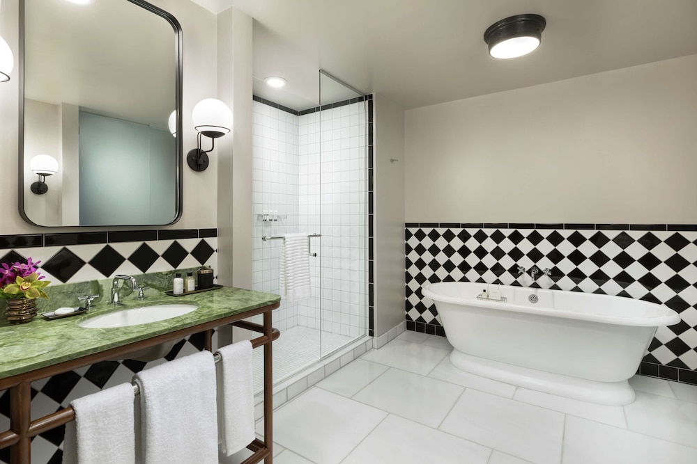 Deluxe Suite, 1 Bedroom, City View - Photo 8