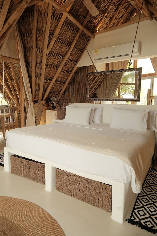 Superior Suite, Multiple Beds, Sea View photo 1