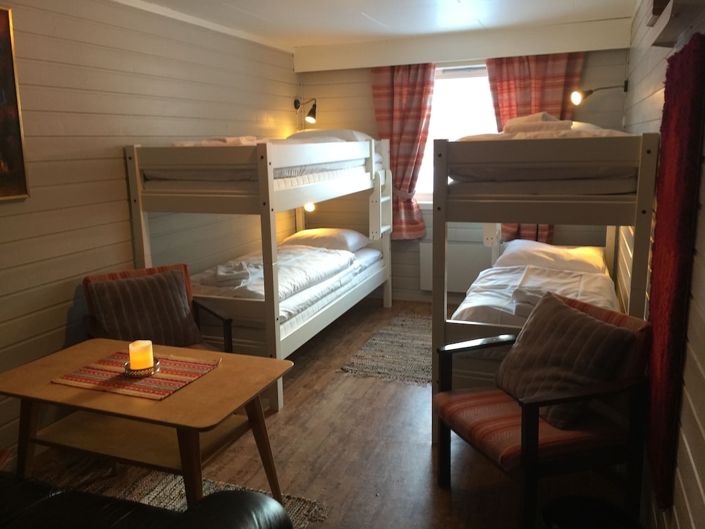 Twin Room, Mountain View (Bunk Bed) photo 2