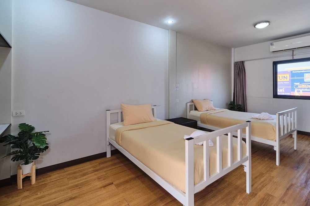 Superior Twin Room - Photo 4