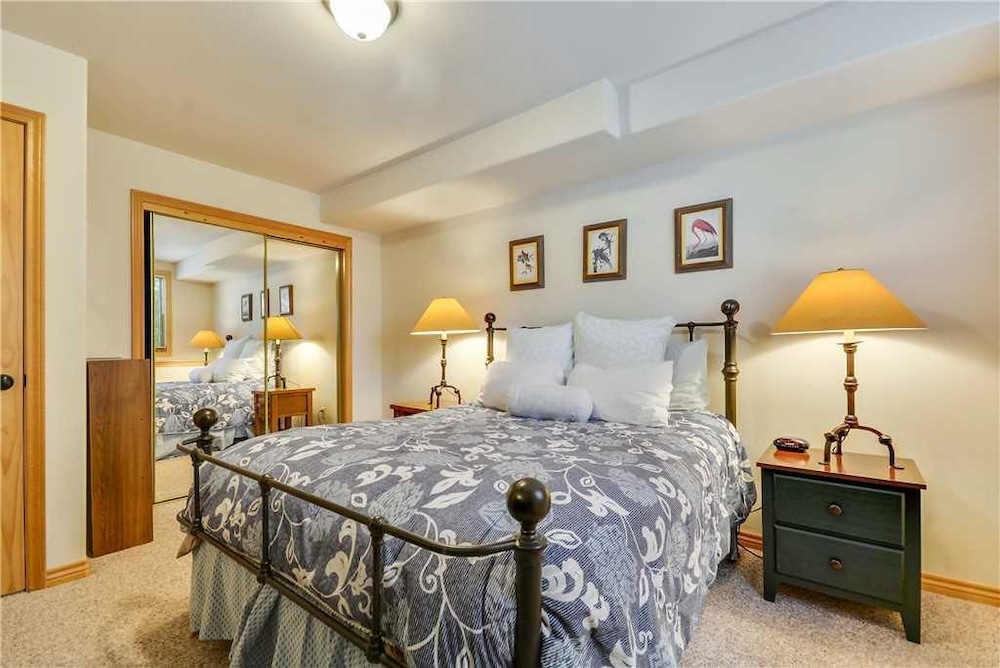 House, 4 Bedrooms photo 1