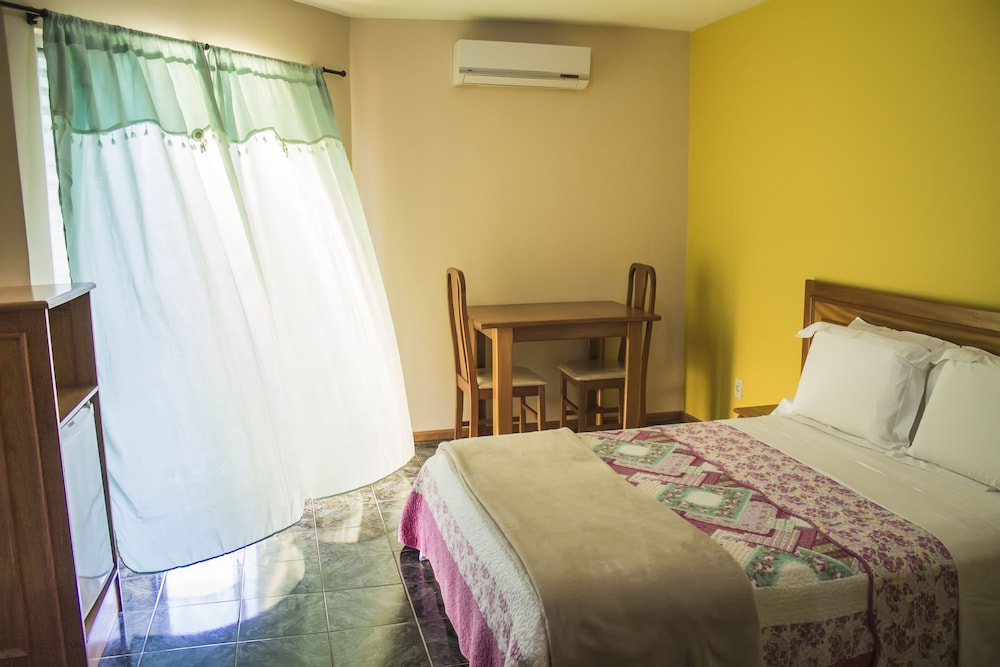 Standard Room - Photo 7