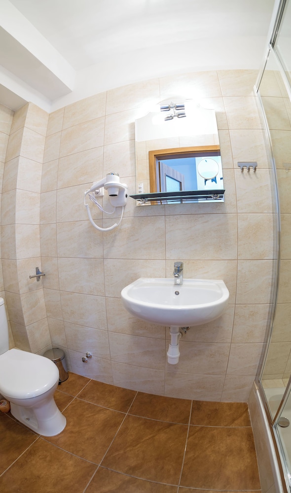 Classic Triple Room - Photo 4