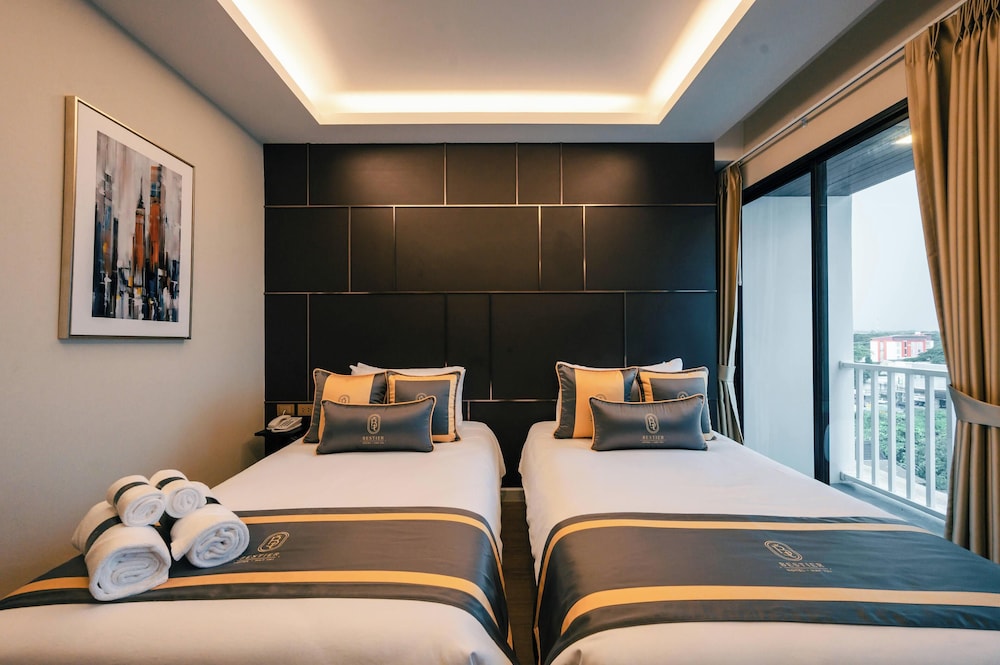 Deluxe Room, 2 Twin Beds
