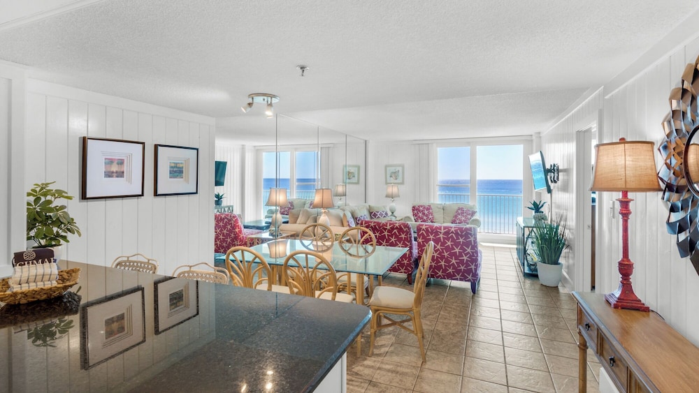 Condo, Multiple Beds, Patio, Ocean View (Beachcrest 304) photo 3