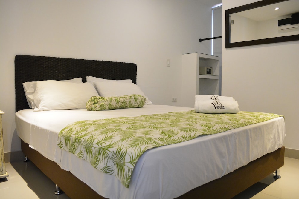 Double Room, 1 Queen Bed photo 1