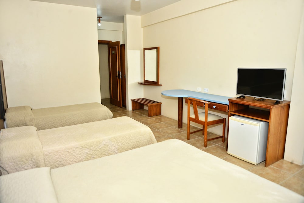 Deluxe Quadruple Room, Multiple Beds photo 3