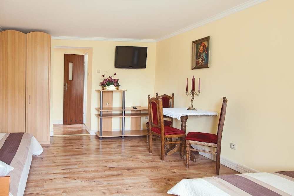 Classic Room, Private Bathroom, Garden View (Pokoj nr 3) photo 3