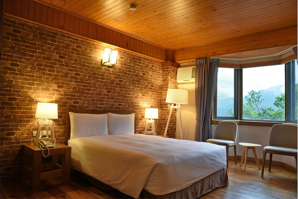 Twin Room, 1 Double or 2 Twin Beds photo 3