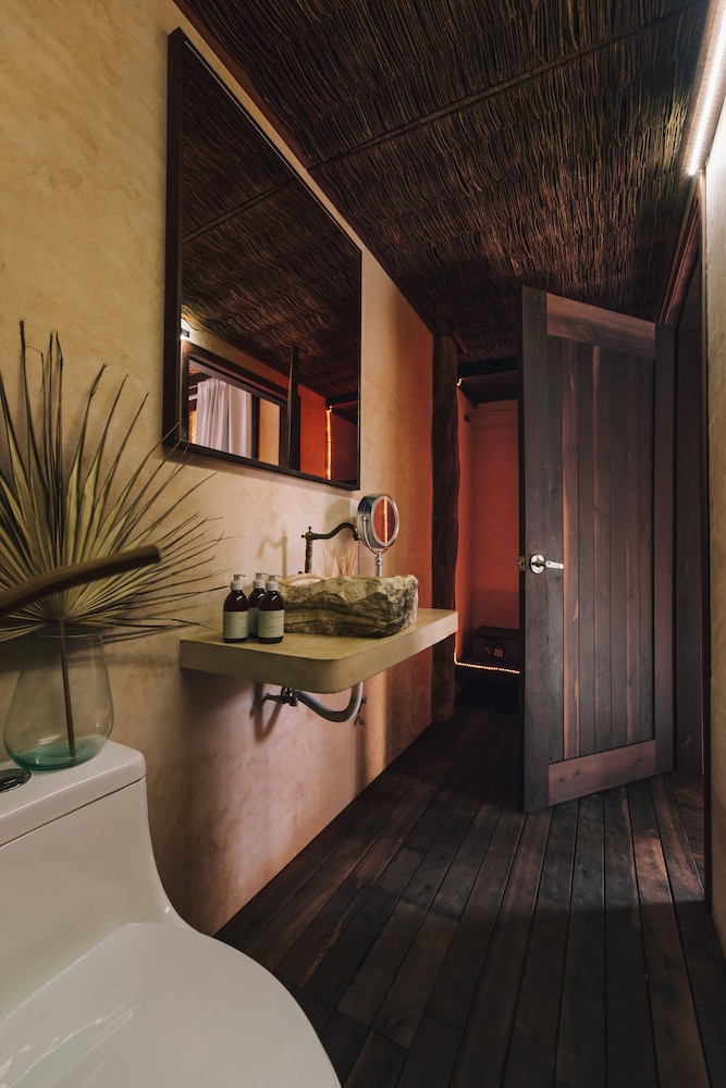 Junior Suite, Garden View - Photo 8