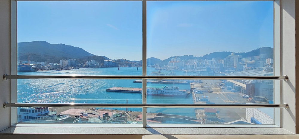 Suite Condo D -Panorama Ocean Harbor View, Futon Provided Per Person Except 2 People Using The Bed photo 2