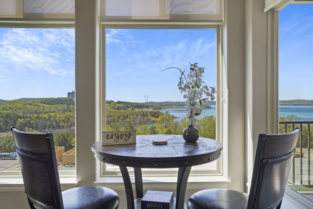 Condo, Multiple Beds, Patio (Majestic View Getaway)
