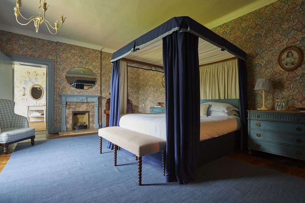 Bushby Bacon Suite photo 1