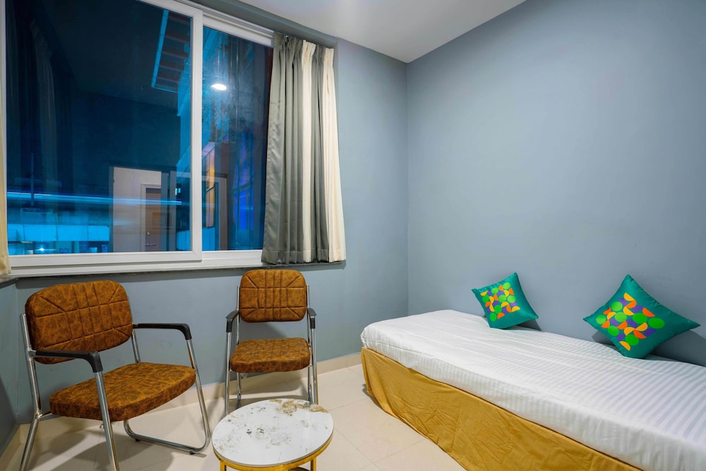 Standard Suite - Photo 7