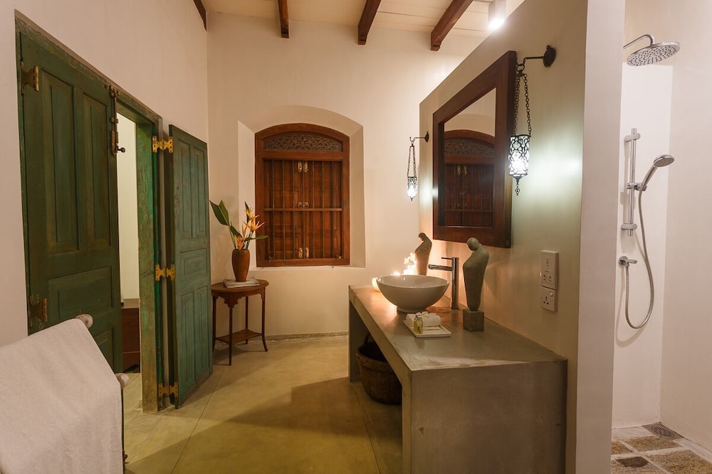 Deluxe Double Room, 1 King Bed, River View photo 3