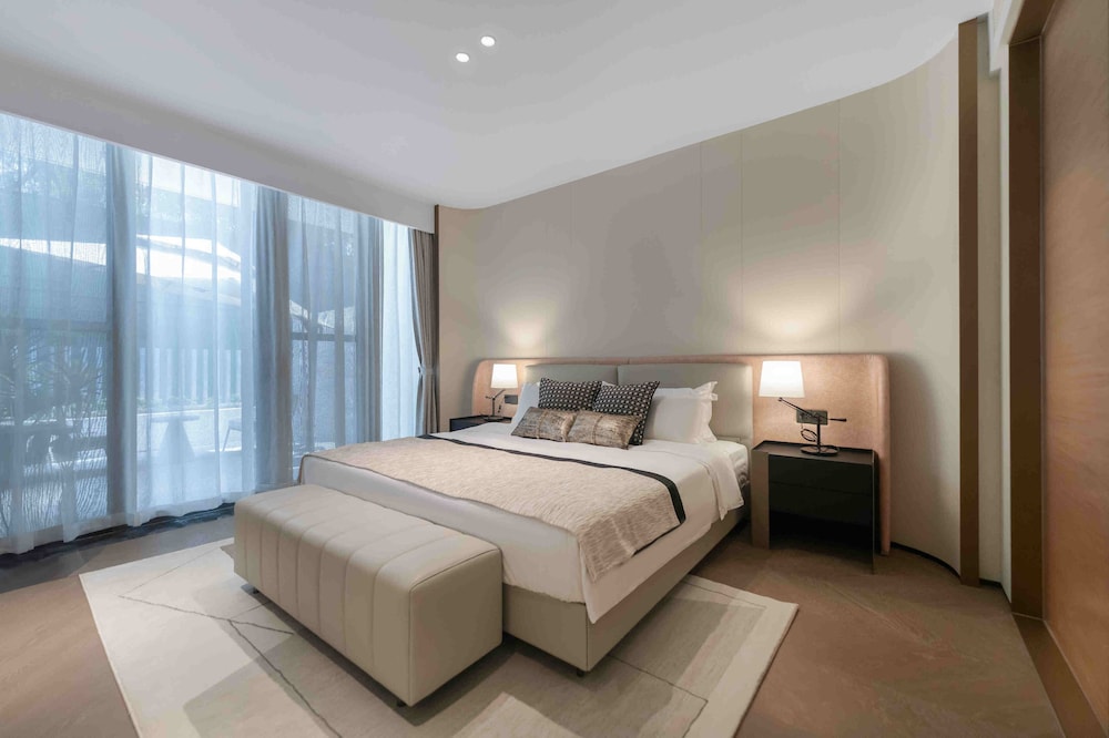 3 Bedroom Premier photo 3