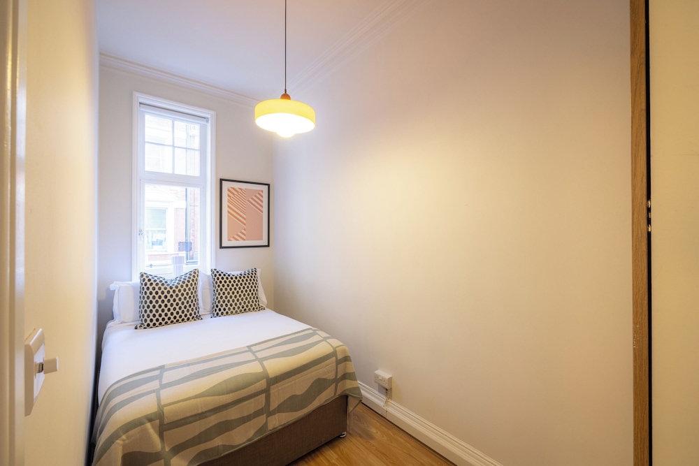 Apartment, 2 Bedrooms, Kitchen, City View photo 1