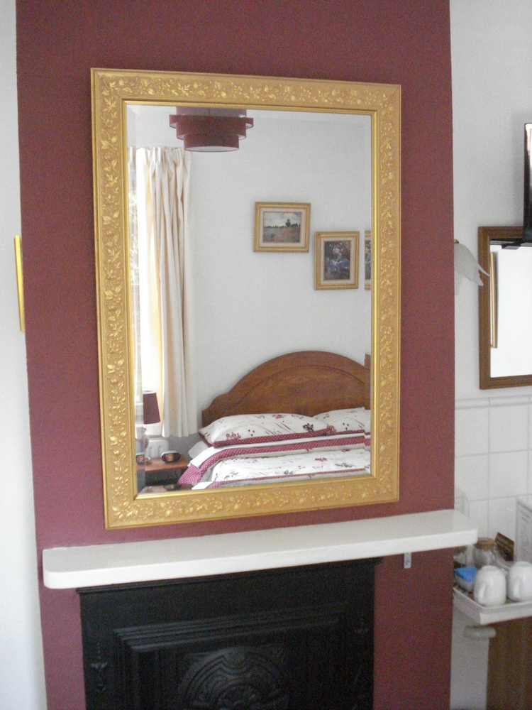Triple Room, Shared Bathroom photo 3