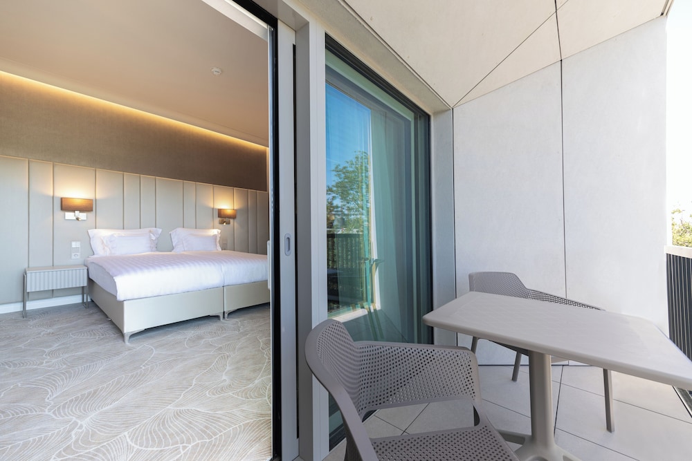 Premium Room, Balcony photo 3