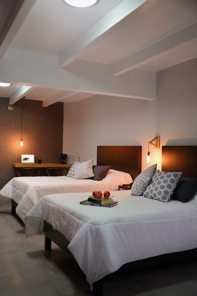Double or Twin Room, 2 Double Beds photo 1