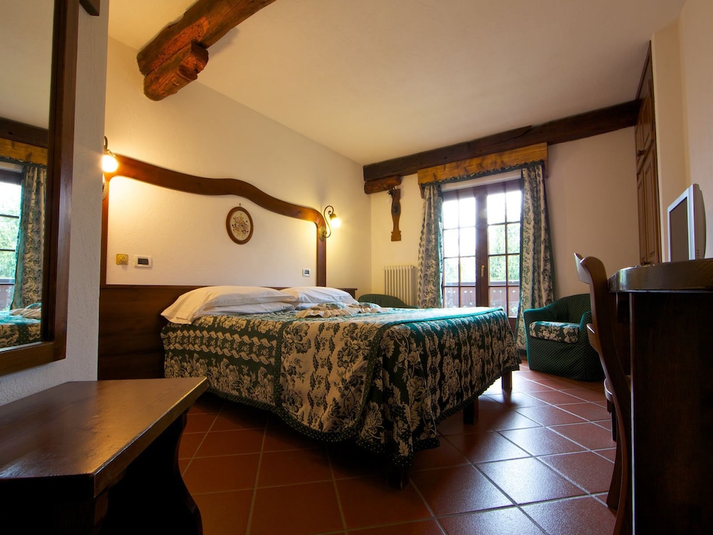 Standard Double Room, 1 Bedroom, Mountain View