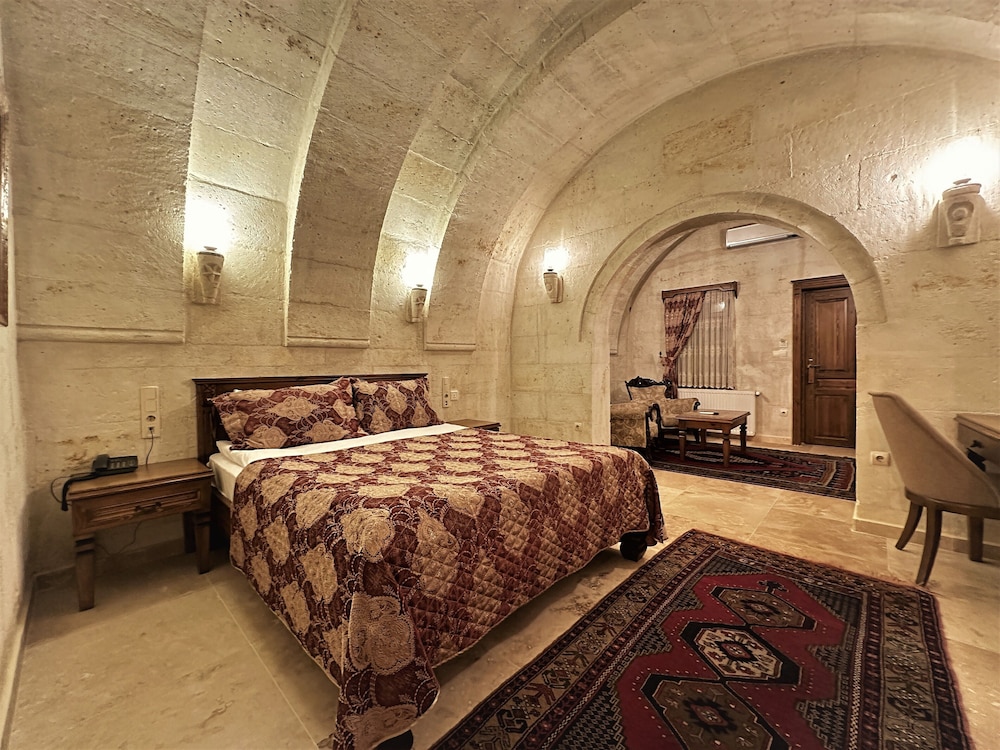 Standard Double Room - Photo 2