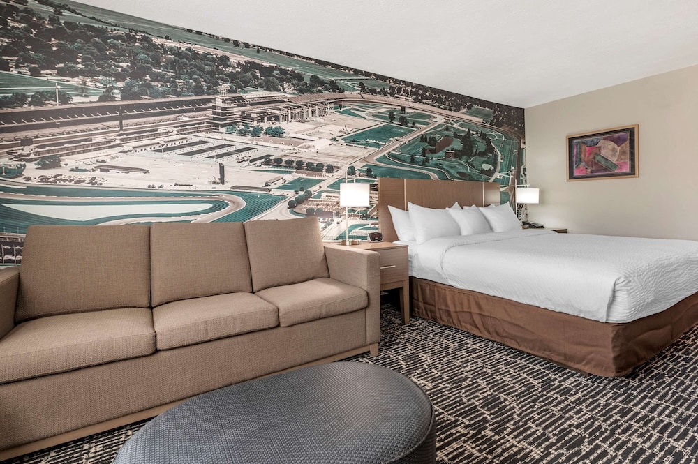 Standard Room, 1 King Bed, Non Smoking - Photo 14