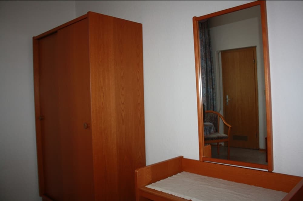 Single Room photo 1