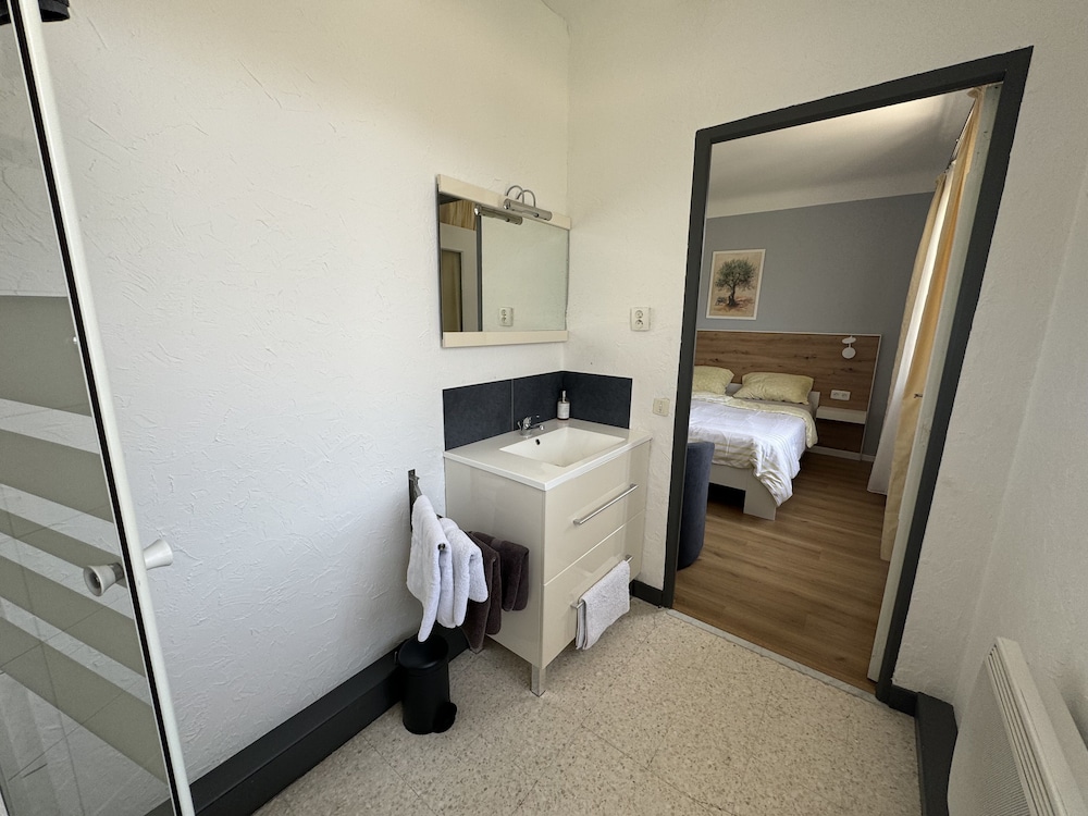 Superior Double Room (2) photo 3