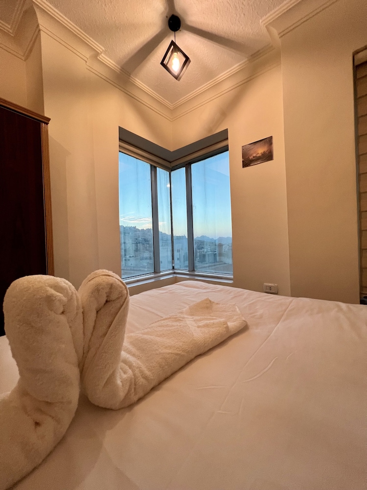 Standard Double Room - Photo 5