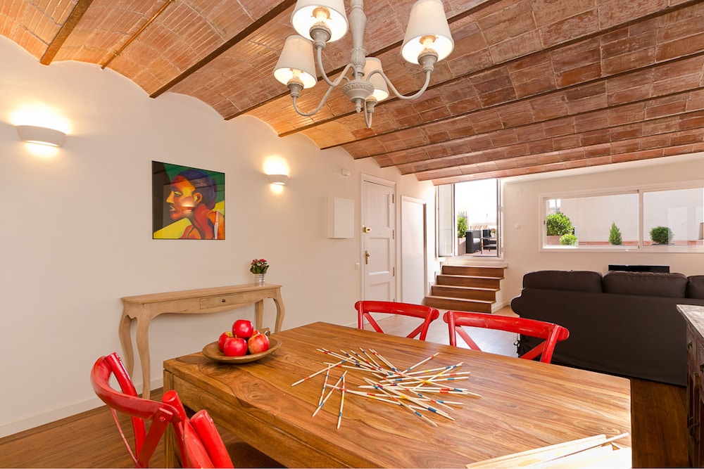 Superior Penthouse, 2 Bedrooms, Terrace, City View (Caspe, 30) photo 2