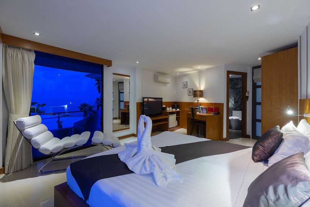 Front Deluxe Second Floor Room Seaview photo 3
