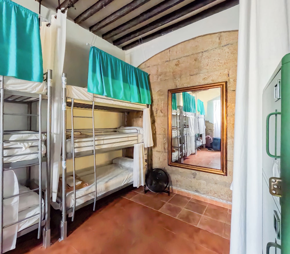 Standard Shared Dormitory, Mixed Dorm, Non Smoking photo 2