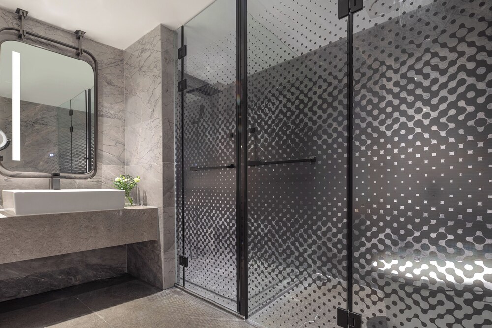 Luxury Twin Room, Lake View