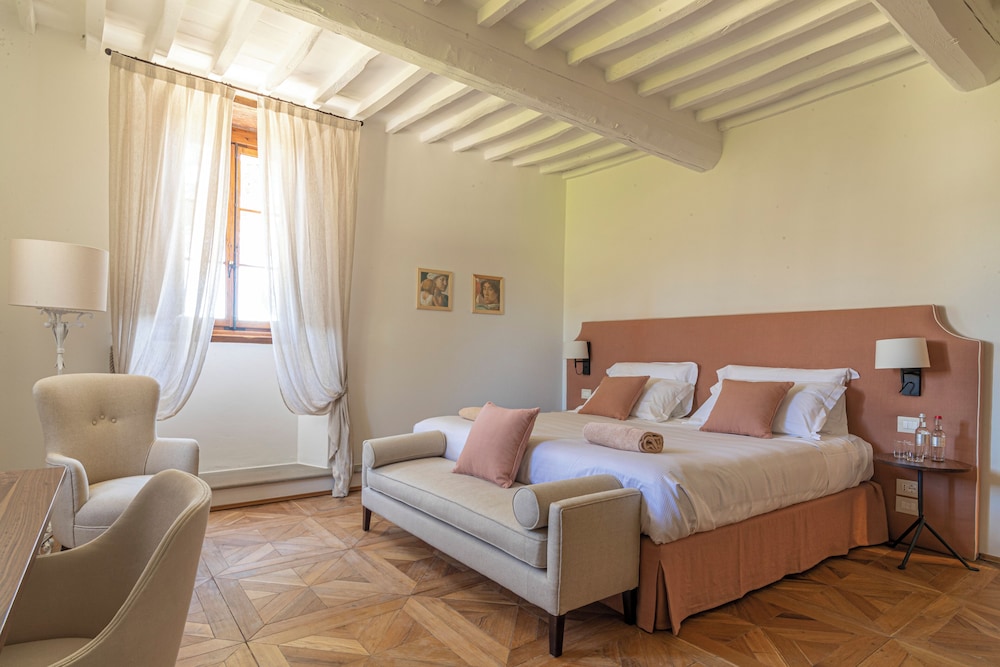 Classic Room - Photo 1