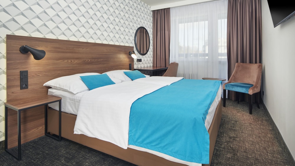 Deluxe Room, Pool Access - Photo 1