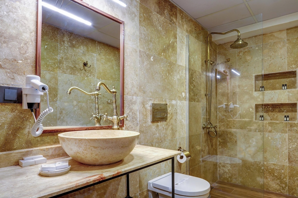Stone Room - Photo 3