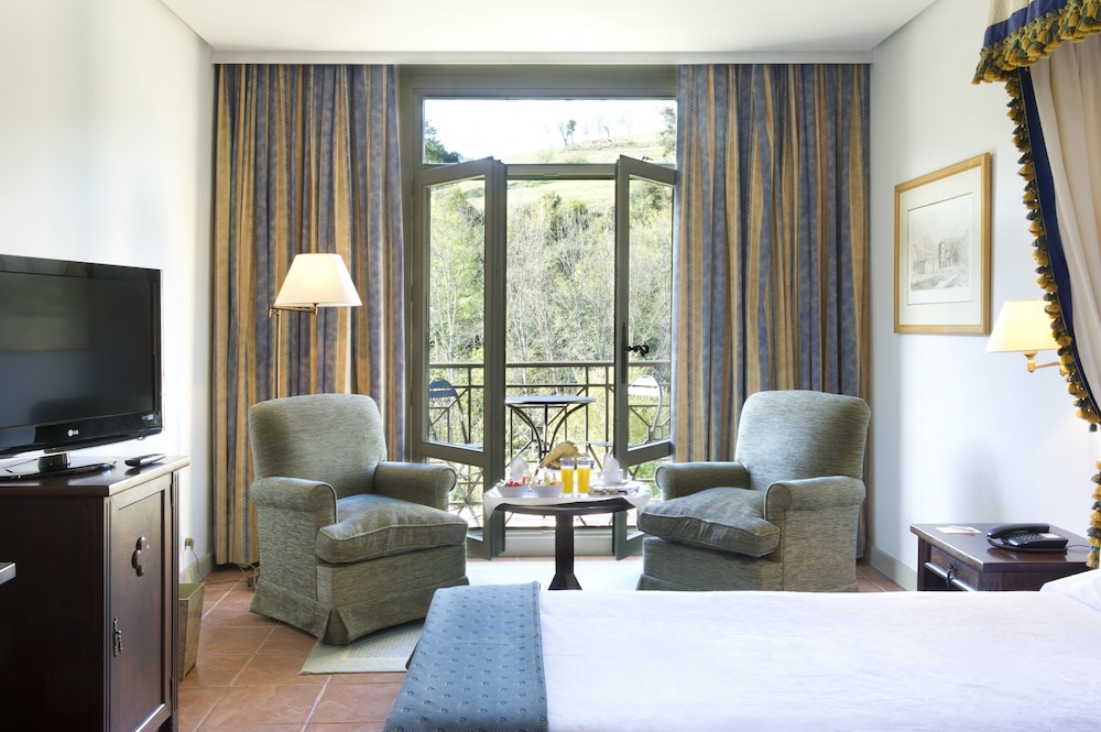 Habitación Doble Estándar (2 Adultos y 1 Niño)