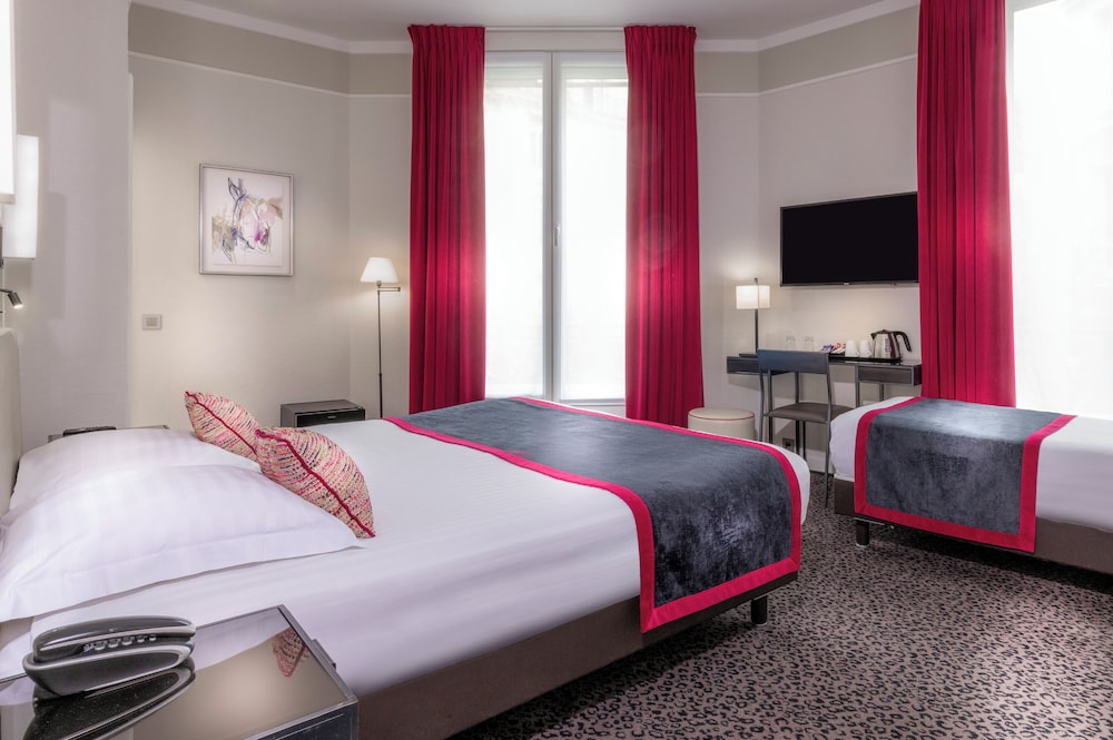 Prestige Triple Room