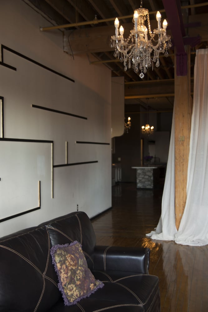 Classic Loft, 1 Bedroom, River View photo 3