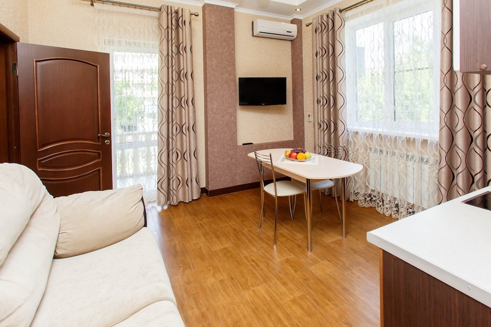 Premium Triple Room photo 2