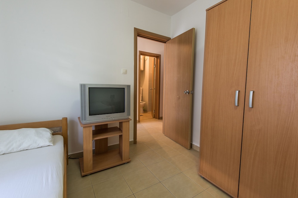 Apartment, 1 Bedroom, Terrace, Garden Area photo 2