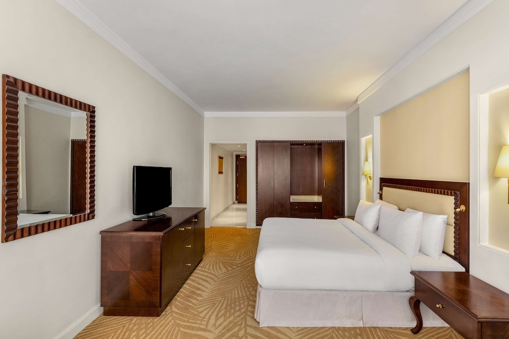 Junior executive deluxe suite