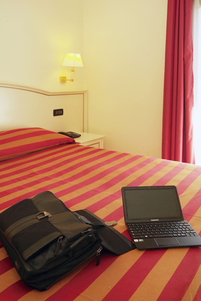 Classic Double Room, 1 Bedroom photo 2