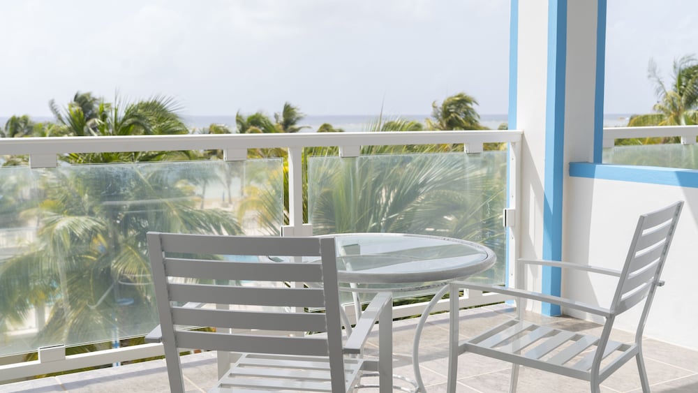 VIP Double King Suite With Ocean View photo 2