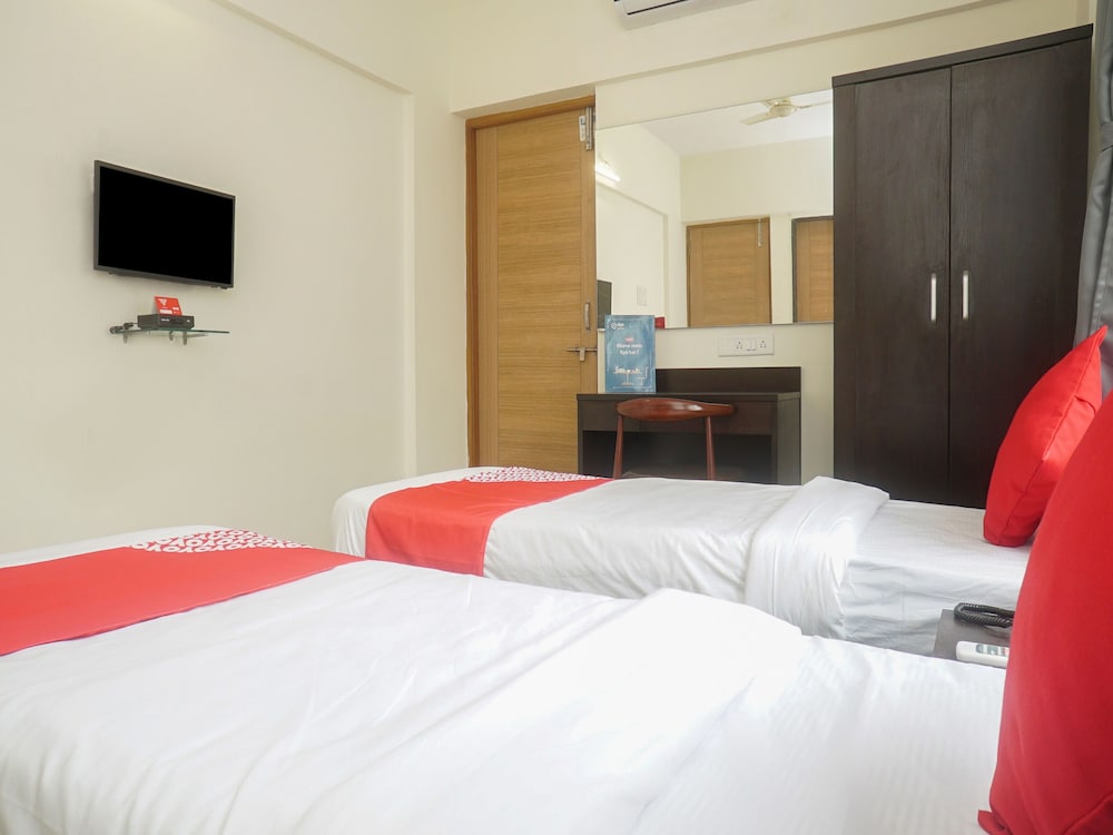 Double Or Twin Room photo 3
