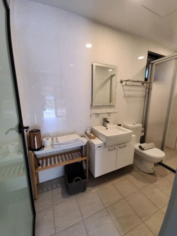 Basic Double Room photo 2
